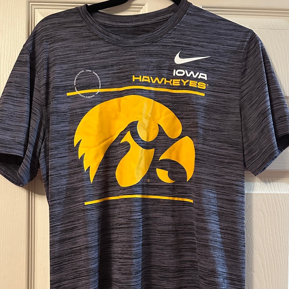Nike Iowa Hawkeyes Black and Yellow Tee